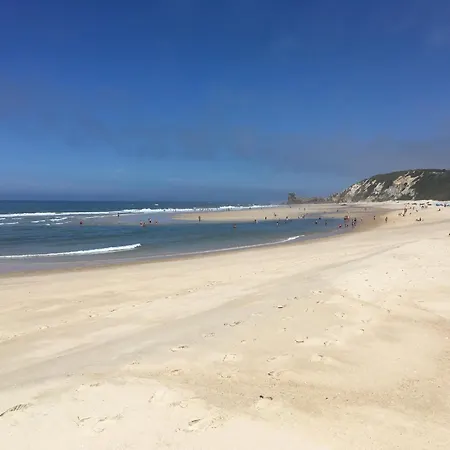 Paredes Da Vitoria - Surf & Sun * Патаяш