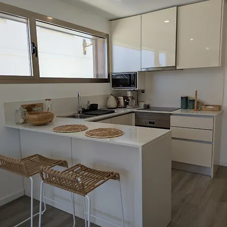 Paredes Da Vitória - Surf&sun * Pataias