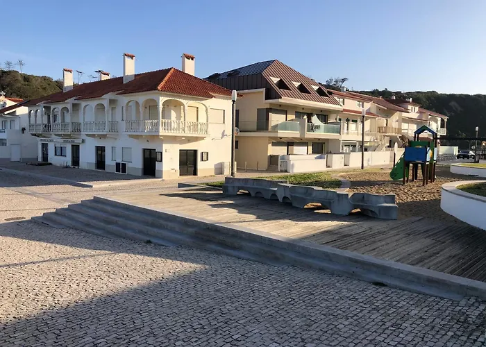 아파트 Paredes Da Vitoria - Surf & Sun 파타이아스